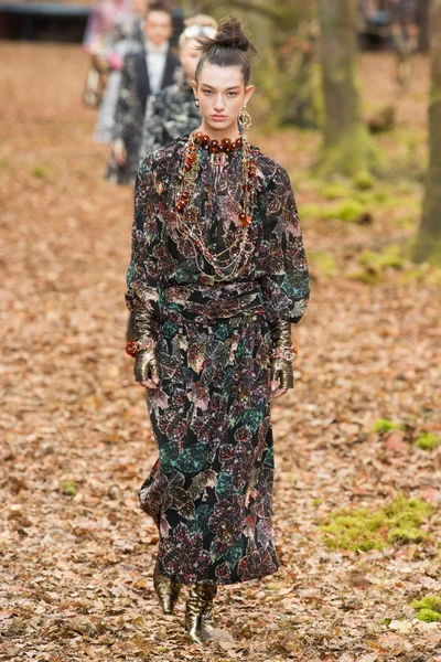 Look 42